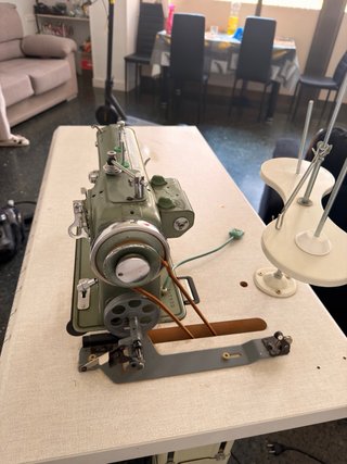 Máquina de coser Refrey semi industrial