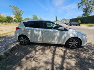 Toyota Auris 2014