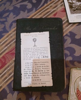 Libro antiguo religioso 1929 mes noviembre