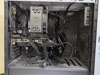 PC Gaming Ryzen 5 5600g RX580 32GB RAM