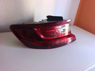 Piloto trasero izquierdo Renault 265554829R