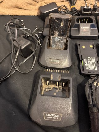 Motorola GP300 Walkie Talkie y Cargadores