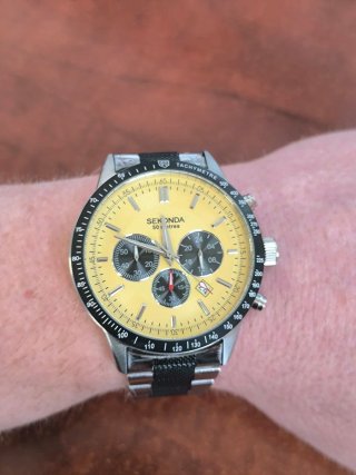 Reloj Sekonda Cronógrafo Esfera Amarilla