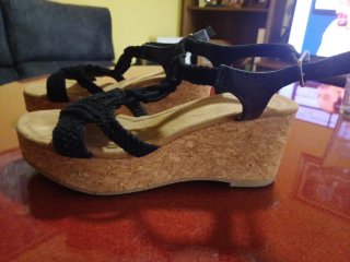 Sandalias cuña negras