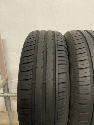 2x 185/60 R15 84H Dunlop Sport