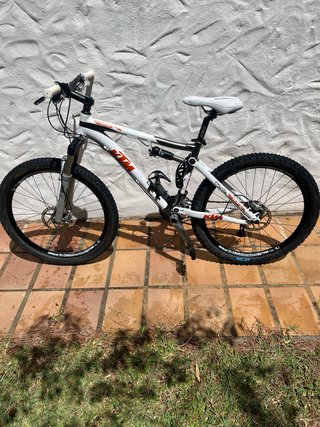 KTM Doble Suspensión