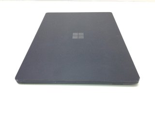 G30128-0 Pc Portatil Microsoft Surface 4