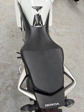 Honda VFR Crossrunner 800 2011 blanca