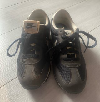 Nuevos! Tennis Nike Retro  Talla 38 Gris/Negro