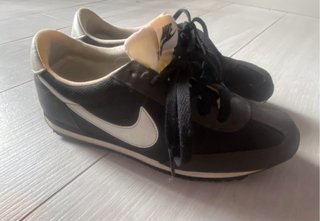 Nuevos! Tennis Nike Retro  Talla 38 Gris/Negro