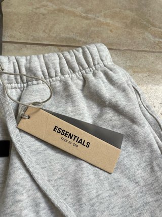 Shorts Essentials Grigi