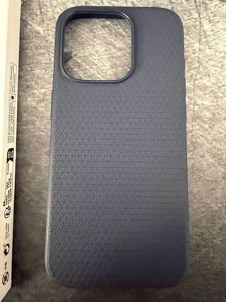 Funda Spigen iPhone 15 Pro