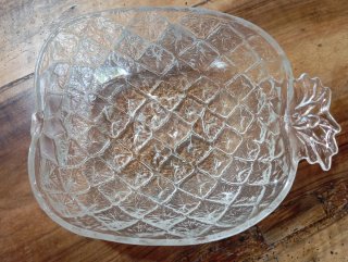 Frutero de cristal con diseño de piña