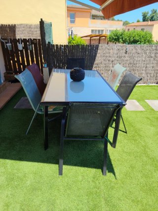 Mesa de jardín con 6 sillas