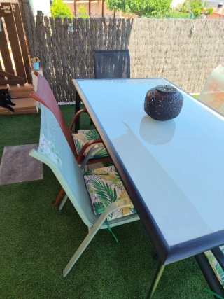 Mesa de jardín con 6 sillas
