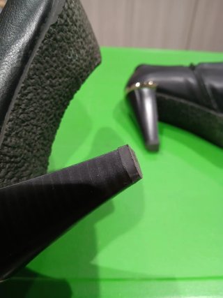 Zapato tacón piel negro T.37