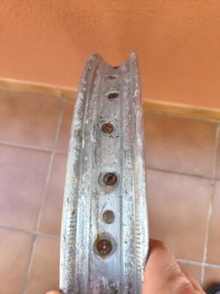 Rueda Rieju MR 80