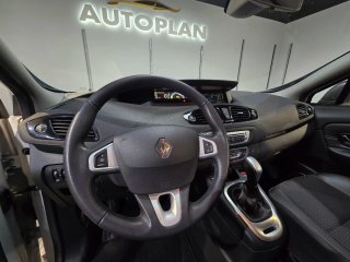 Renault Scenic 2012