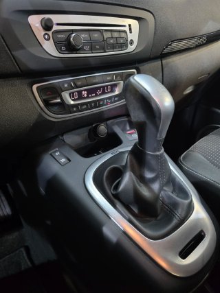 Renault Scenic 2012