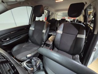 Renault Scenic 2012
