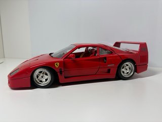 Ferrari F40 Burago 1:18 rossa
