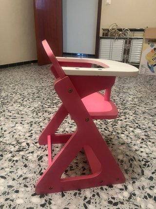 Sillita trona de juguete rosa