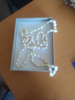 Collana lunga di perle barocche