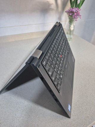 ThinkPad Yoga x380 (*REGALO* pegatinas teclado*)