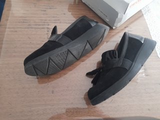 Geox Nere con Nappa e Camoscio