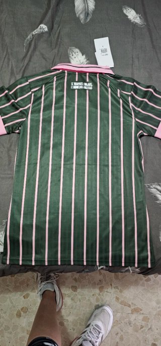 Camiseta Hummel Mujer Verde y Rosa Talla M
