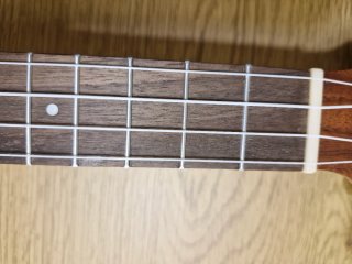 Ukelele Hricane 23 Marrón