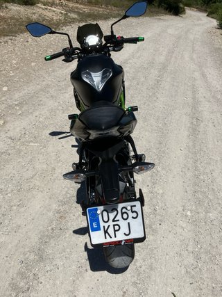 Kawasaki Z650 carnet A2
