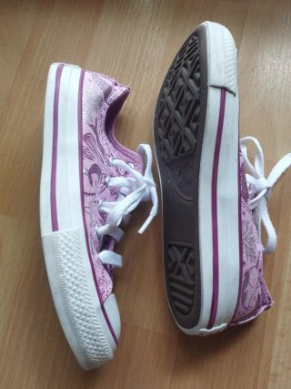 Zapatillas Converse rosas y moradas n.29