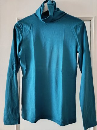 Camiseta Mango cuello alto Talla L