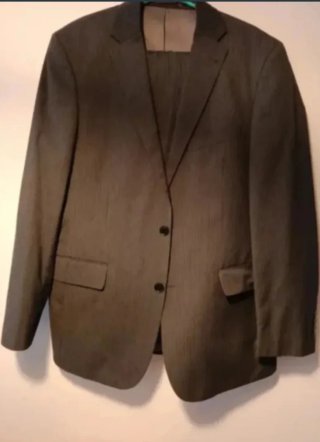 Traje rayas gris y negro