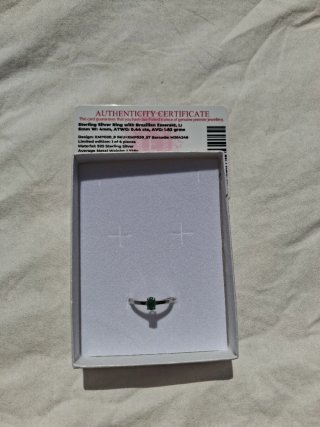 Brazilian Emerald ring limited edition certified