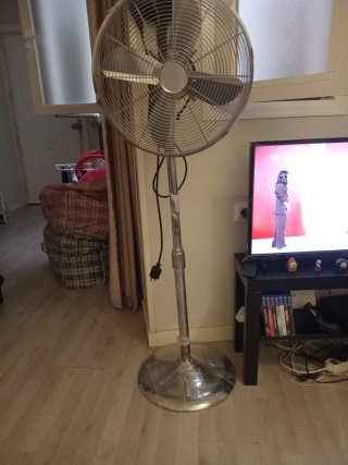 Ventilador Metálico Pie Ajustable