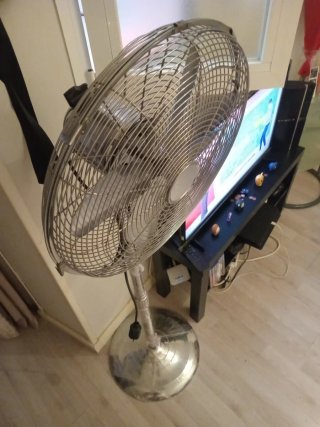 Ventilador Metálico Pie Ajustable