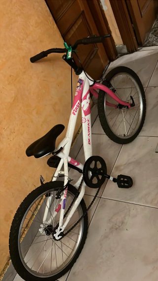 Bicicleta infantil DENBIKE blanca y rosa