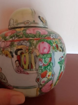 Vasetto cinese vintage decorato
