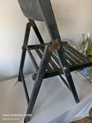 Silla plegable de madera oscura FRÖSVI Ikea