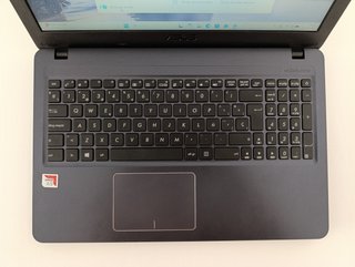 Portátil ASUS VivoBook X543BA (leer descripción)