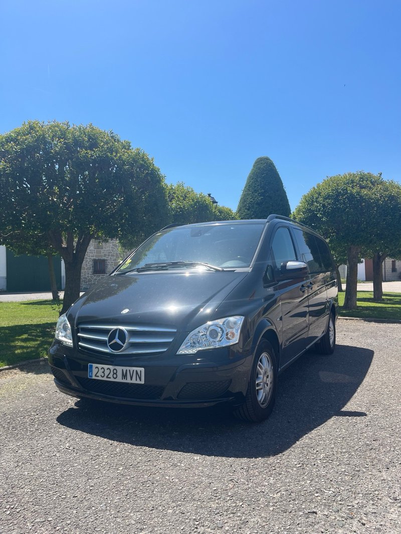 Mercedes-Benz Viano 2010 - foto 1