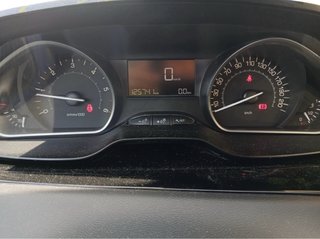Peugeot 208 1.5 bluehdi diesel año 2019