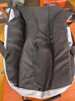 Mochila Negra Gris Amarilla Nueva