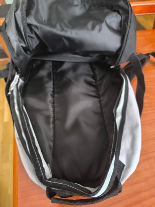 Mochila Negra Gris Amarilla Nueva