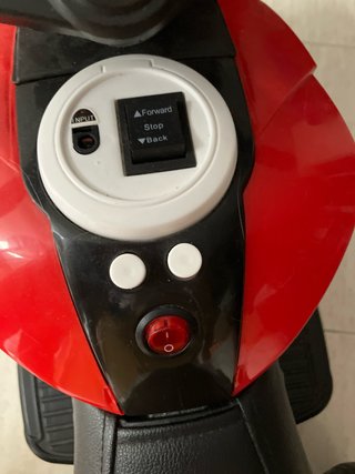 Moto Eléctrica Infantil Roja y Blanca