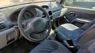 Renault Clio 2001