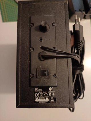 Altavoces Logitech Negros