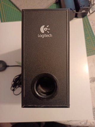 Altavoces Logitech Negros